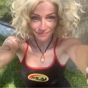 Meet your Posher, Opal